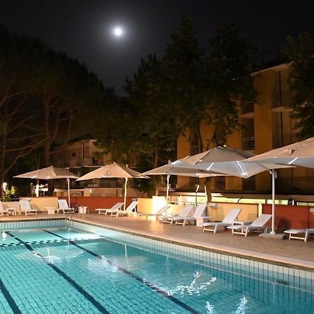 Elisabetta Hotel เชเซนาติโก ภายนอก รูปภาพ