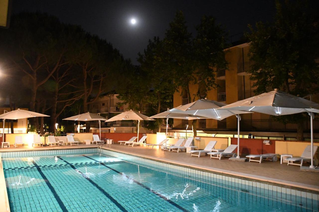 Elisabetta Hotel เชเซนาติโก ภายนอก รูปภาพ