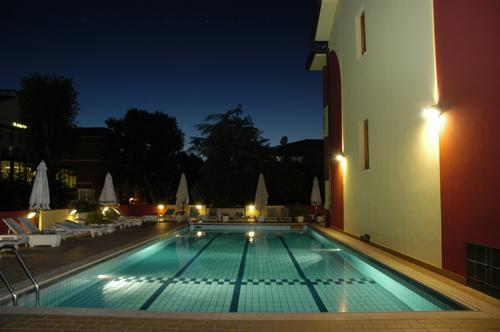 Elisabetta Hotel เชเซนาติโก ภายนอก รูปภาพ