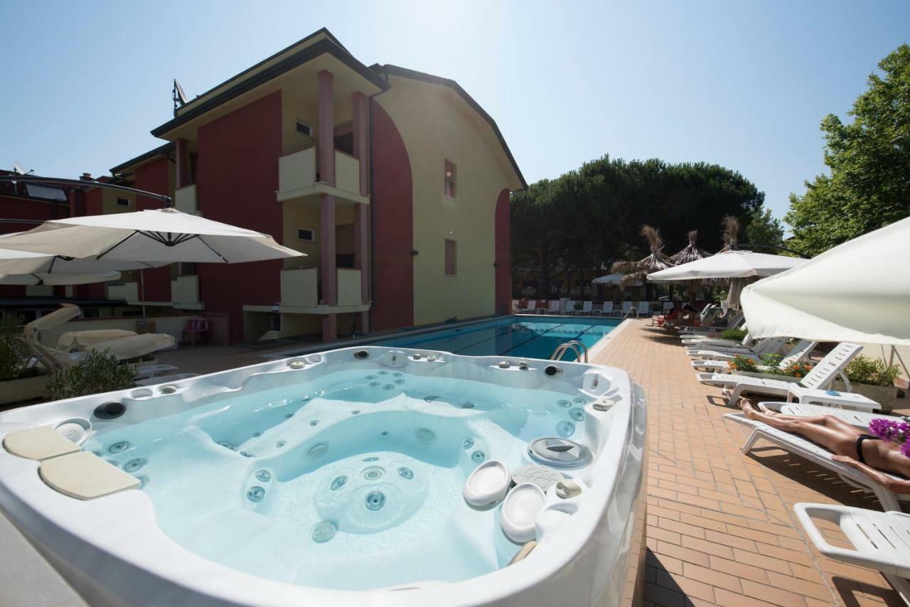 Elisabetta Hotel เชเซนาติโก ภายนอก รูปภาพ